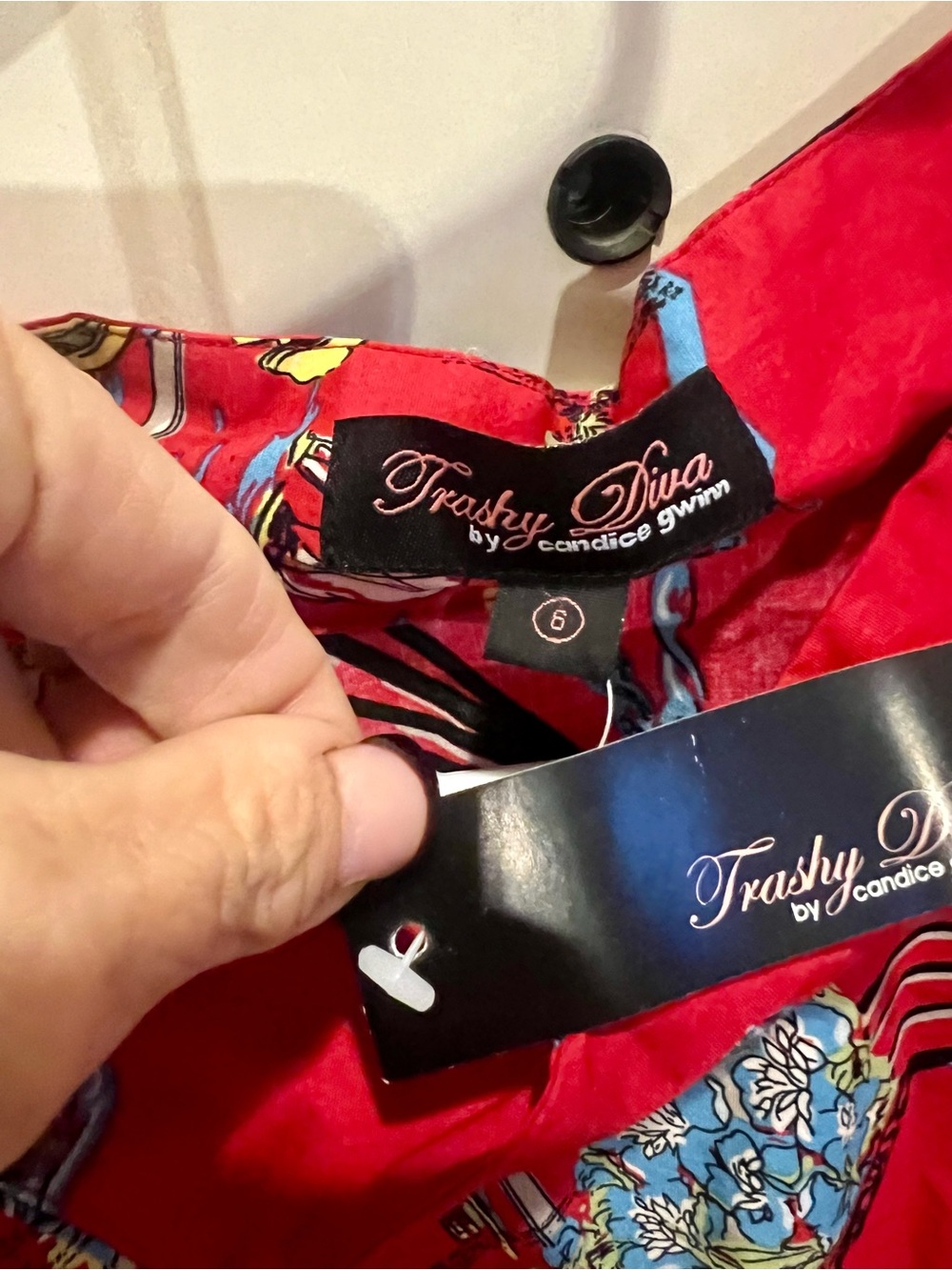 Trashy Diva Red Floral Fans Skirt with Blue Accents